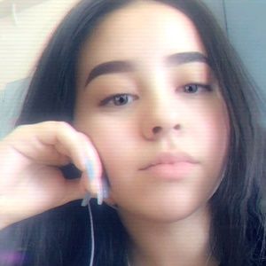 Meet your Posher, Arelly